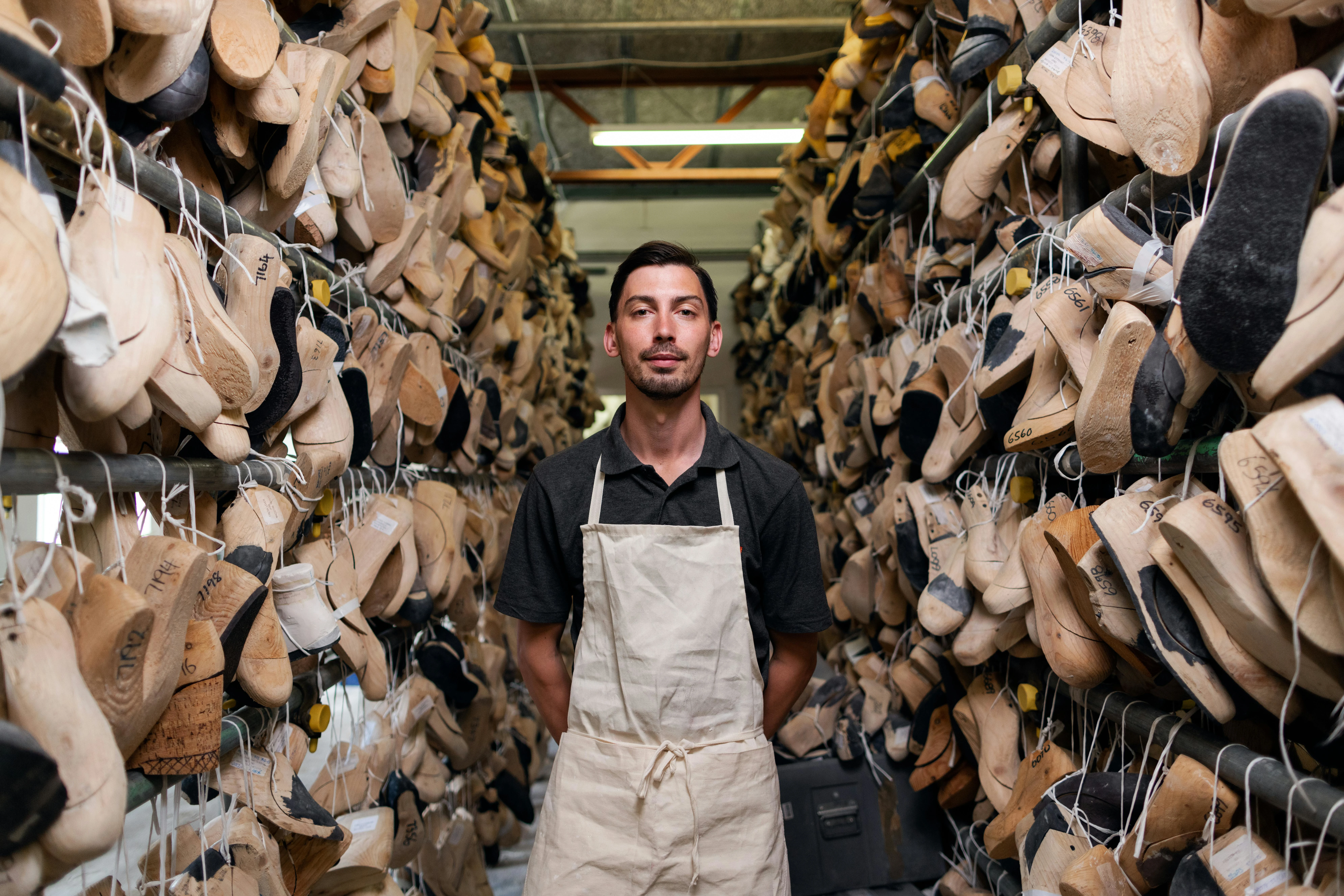 Orthopédiste spécialisé dans la conception de chaussures orthopédiques